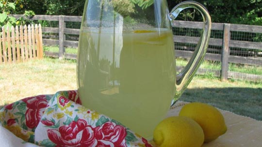 Old Fashioned Lemonade